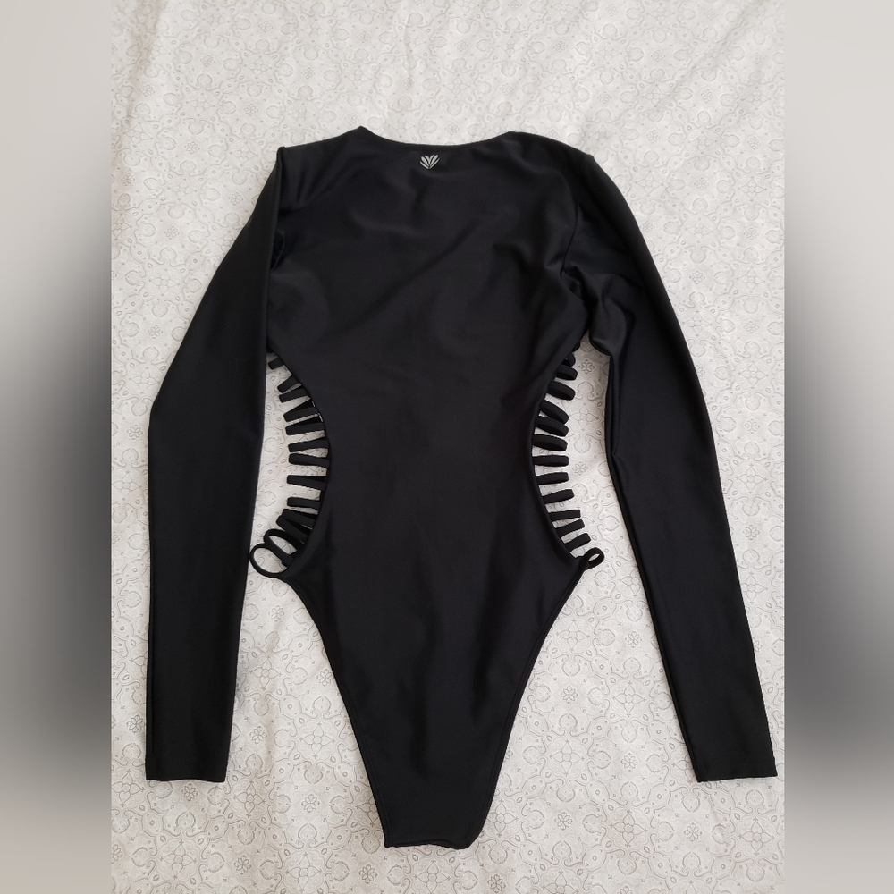 Forever 21 Black Zippered Apparel